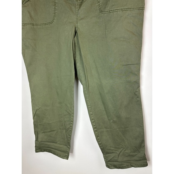 NWT Torrid Crop Twill Military Pants Olive Green Utility Women's Plus Size 26 - Picture 4 of 13